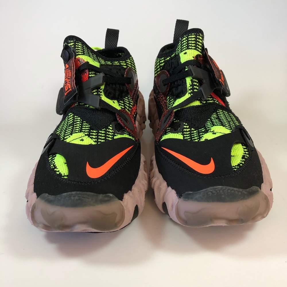 Nike ISPA OverReact Flyknit - Black/Crimson/Volt - Picture 2 of 13